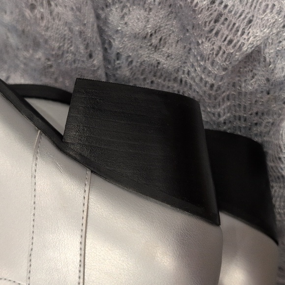 Cowboy Boots - Picture 5 of 12